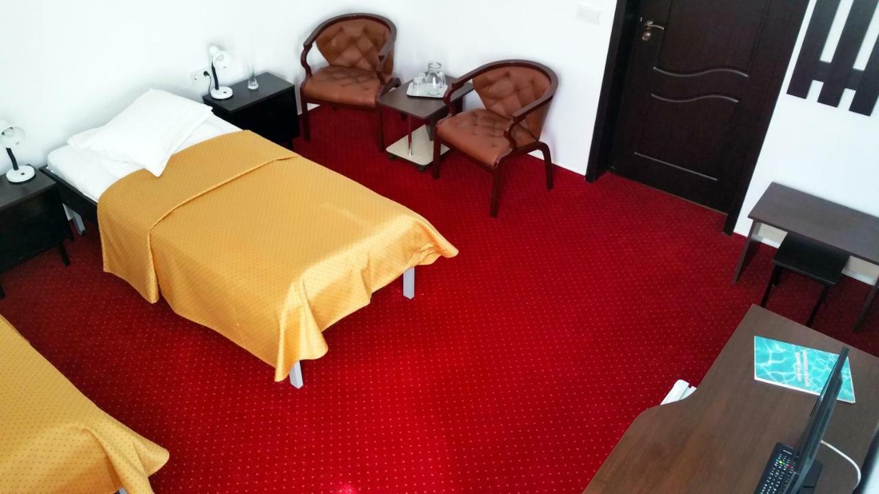 Hotel Teilor Caciulata Ngoại thất bức ảnh
